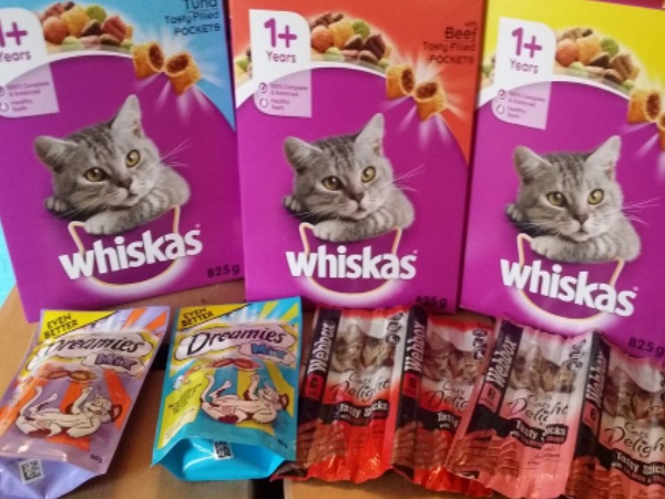 donations-cat-biscuits